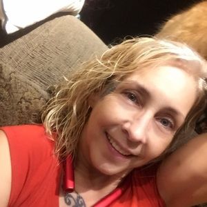 Meet your Posher, Gina